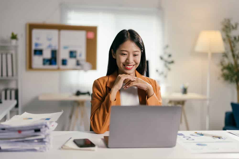 Building Trust with Remote Clients: A Guide for Virtual Assistants