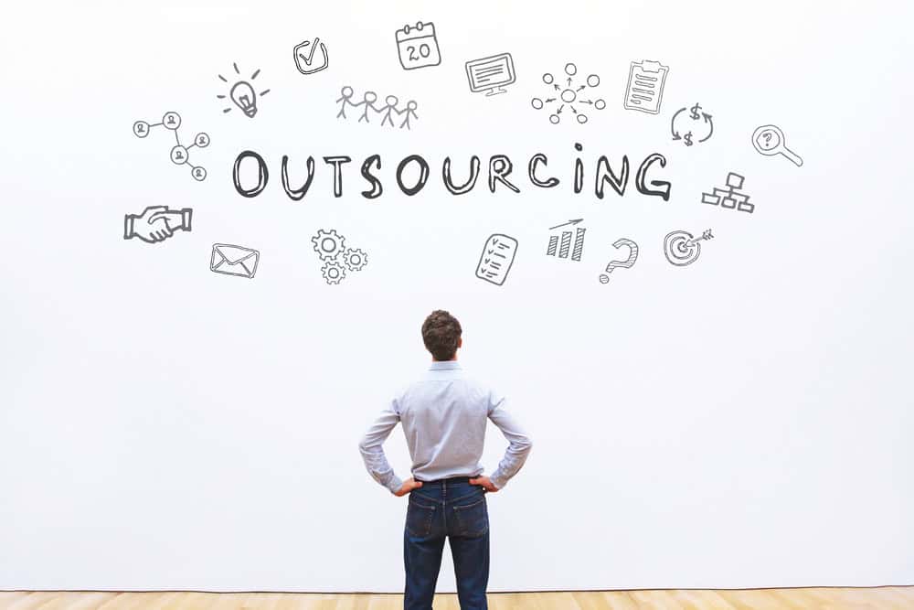The Benefits of Outsourcing for Small and Medium Businesses